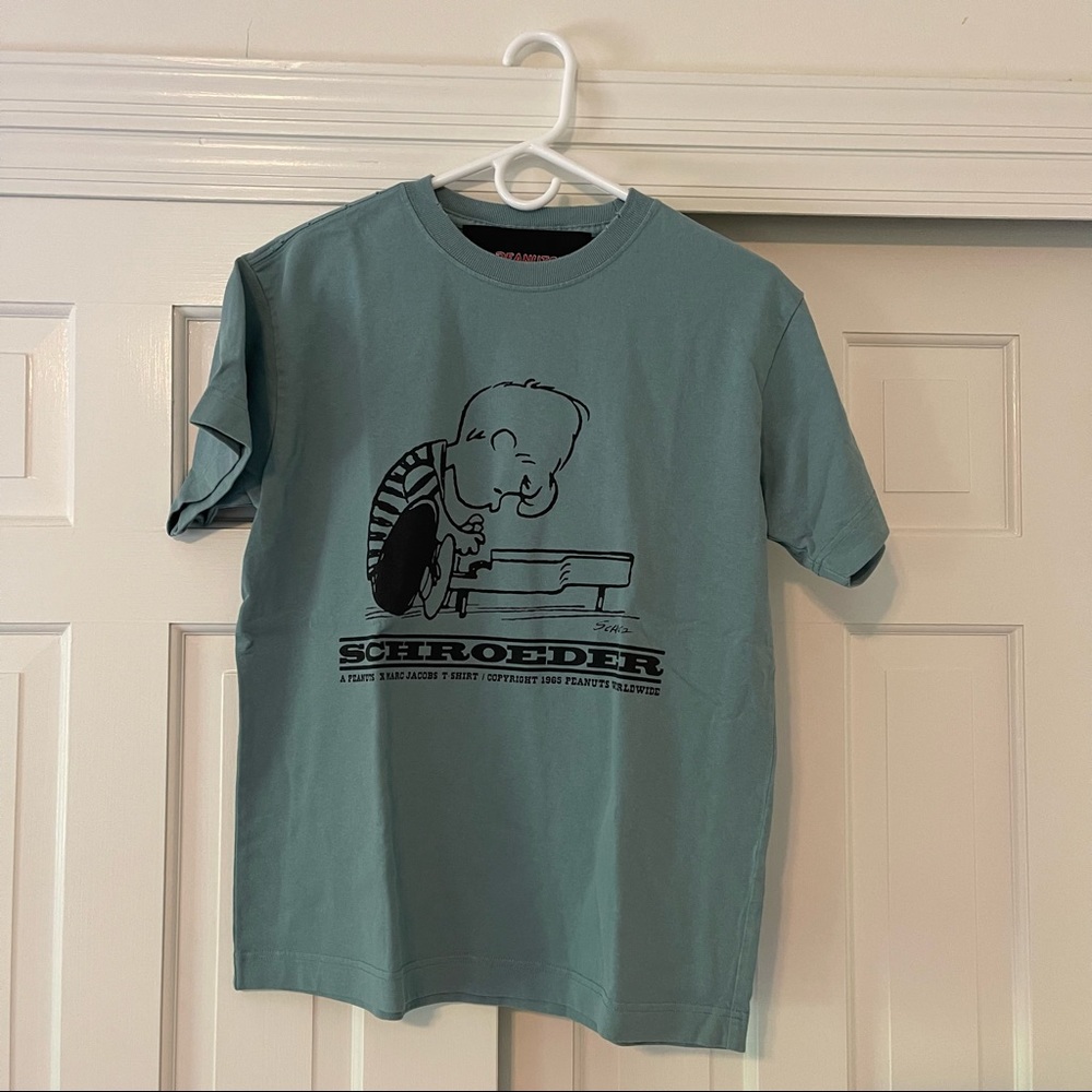 The Peanuts x Marc Jacobs t shirt